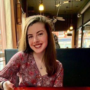 Meet your Posher, Natalie